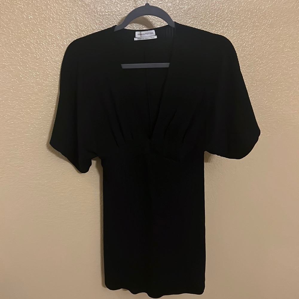 Black kimono style short sleeve dress!! Urban outfitters! Size small!